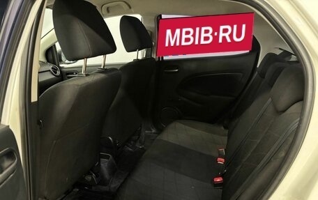 Mazda 2 III, 2011 год, 890 000 рублей, 14 фотография