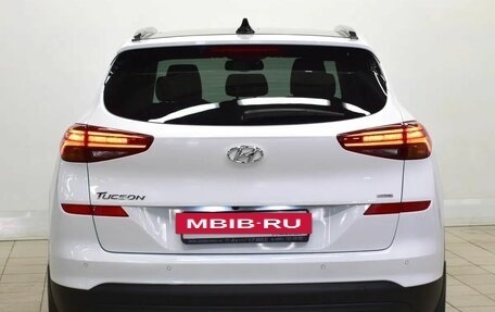 Hyundai Tucson III, 2018 год, 2 370 000 рублей, 3 фотография