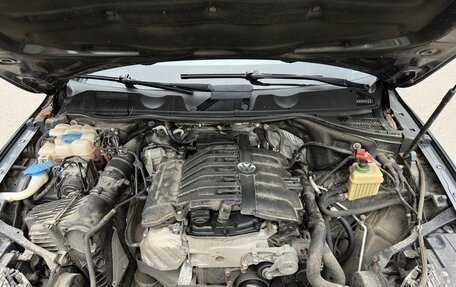 Volkswagen Touareg III, 2013 год, 2 900 000 рублей, 20 фотография