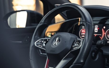 Volkswagen Golf GTI, 2022 год, 2 890 000 рублей, 8 фотография