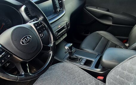 KIA Sorento III Prime рестайлинг, 2019 год, 2 600 000 рублей, 5 фотография