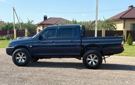 Mitsubishi L200 III рестайлинг, 2005 год, 820 000 рублей, 2 фотография