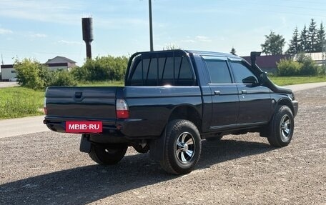 Mitsubishi L200 III рестайлинг, 2005 год, 820 000 рублей, 5 фотография