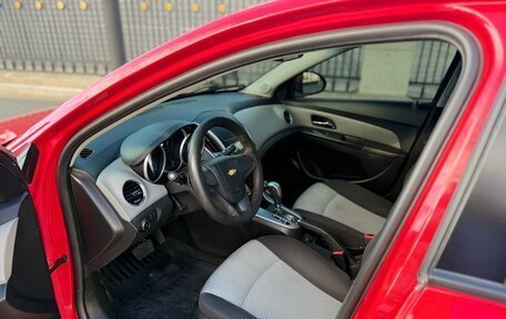 Chevrolet Cruze II, 2013 год, 850 000 рублей, 5 фотография
