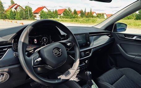 Skoda Rapid II, 2021 год, 1 800 000 рублей, 10 фотография