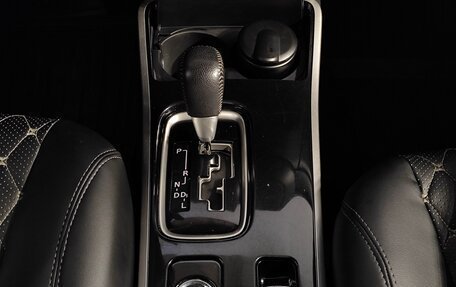 Mitsubishi Outlander III рестайлинг 3, 2018 год, 1 989 000 рублей, 10 фотография