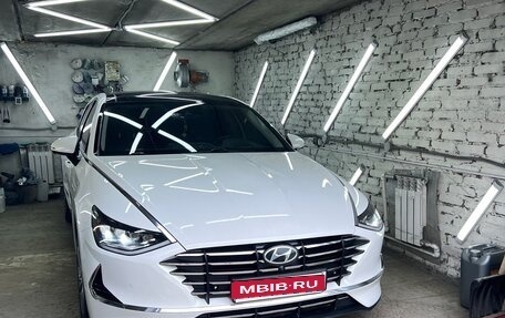 Hyundai Sonata VIII, 2019 год, 2 600 000 рублей, 1 фотография