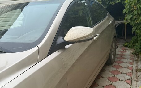 Hyundai Solaris II рестайлинг, 2011 год, 650 000 рублей, 1 фотография