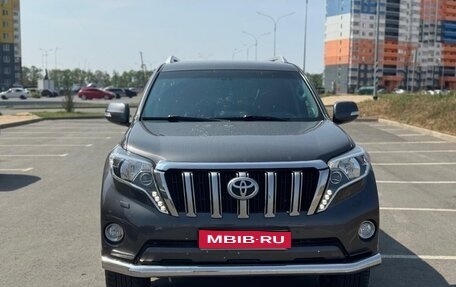 Toyota Land Cruiser Prado 150 рестайлинг 2, 2014 год, 2 900 000 рублей, 1 фотография