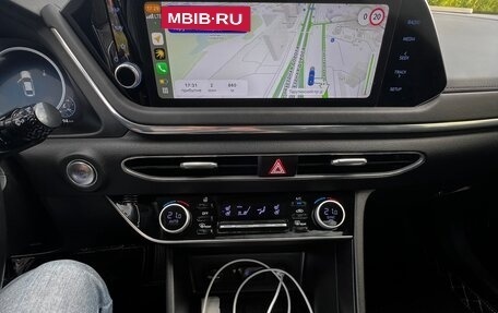 Hyundai Sonata VIII, 2019 год, 2 600 000 рублей, 8 фотография
