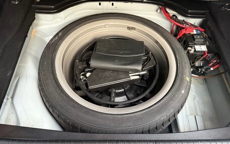 Mercedes-Benz E-Класс, 2013 год, 2 100 000 рублей, 15 фотография