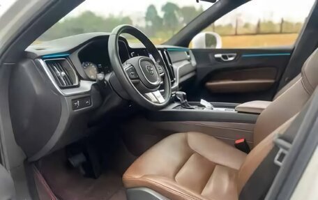 Volvo XC60 II, 2021 год, 3 100 000 рублей, 7 фотография