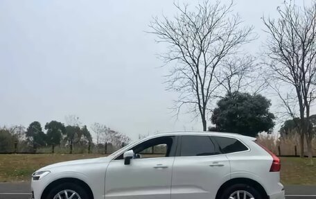 Volvo XC60 II, 2021 год, 3 100 000 рублей, 3 фотография