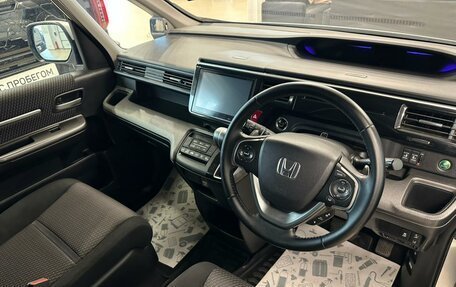 Honda Stepwgn IV, 2017 год, 1 999 000 рублей, 11 фотография