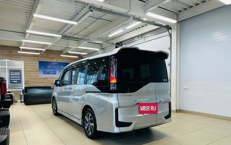 Honda Stepwgn IV, 2017 год, 1 999 000 рублей, 4 фотография