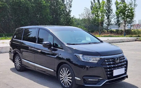 Honda Elysion, 2022 год, 2 850 000 рублей, 3 фотография