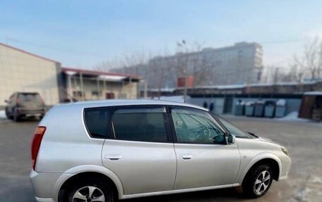 Toyota Opa I рестайлинг, 2001 год, 550 000 рублей, 4 фотография