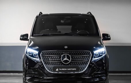 Mercedes-Benz V-Класс, 2024 год, 16 490 000 рублей, 2 фотография