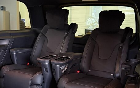 Mercedes-Benz V-Класс, 2024 год, 16 490 000 рублей, 4 фотография