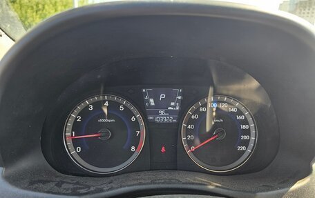 Hyundai Solaris II рестайлинг, 2011 год, 750 000 рублей, 6 фотография