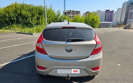 Hyundai Solaris II рестайлинг, 2011 год, 750 000 рублей, 4 фотография