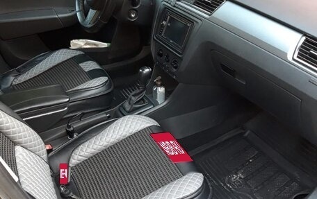 Skoda Rapid I, 2015 год, 910 000 рублей, 7 фотография