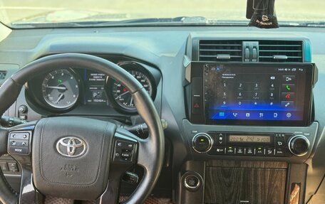 Toyota Land Cruiser Prado 150 рестайлинг 2, 2014 год, 2 900 000 рублей, 11 фотография