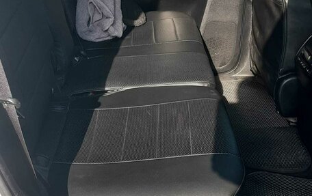 Toyota Land Cruiser Prado 150 рестайлинг 2, 2019 год, 4 099 000 рублей, 6 фотография