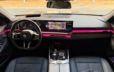 BMW 5 серия, 2024 год, 7 600 000 рублей, 14 фотография