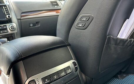 KIA Mohave I, 2017 год, 3 180 000 рублей, 16 фотография
