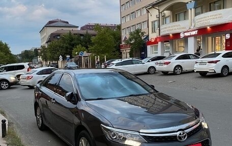 Toyota Camry, 2012 год, 1 550 000 рублей, 6 фотография