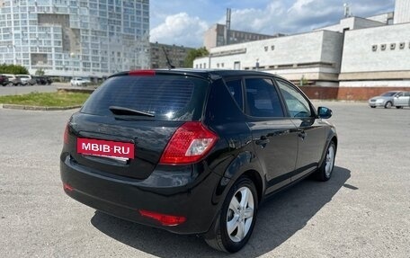 KIA cee'd I рестайлинг, 2011 год, 685 000 рублей, 6 фотография