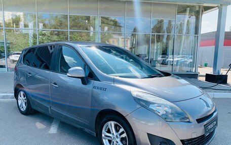 Renault Scenic III, 2010 год, 680 000 рублей, 3 фотография