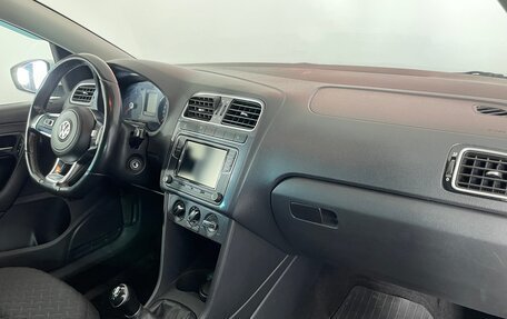 Volkswagen Polo VI (EU Market), 2018 год, 838 000 рублей, 12 фотография