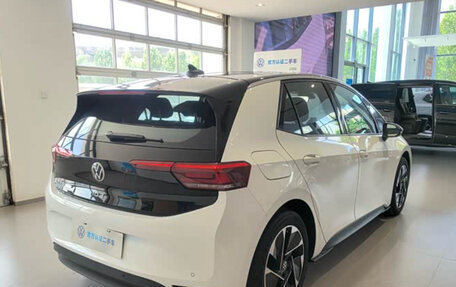 Volkswagen ID.3 I, 2022 год, 1 670 000 рублей, 4 фотография