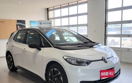 Volkswagen ID.3 I, 2022 год, 1 670 000 рублей, 3 фотография
