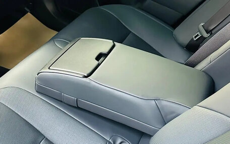 Toyota Crown, 2023 год, 5 078 787 рублей, 21 фотография