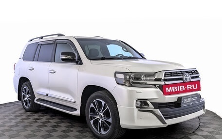 Toyota Land Cruiser 200, 2021 год, 9 150 000 рублей, 3 фотография