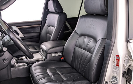 Toyota Land Cruiser 200, 2021 год, 9 150 000 рублей, 20 фотография