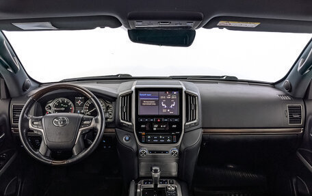 Toyota Land Cruiser 200, 2021 год, 9 150 000 рублей, 14 фотография