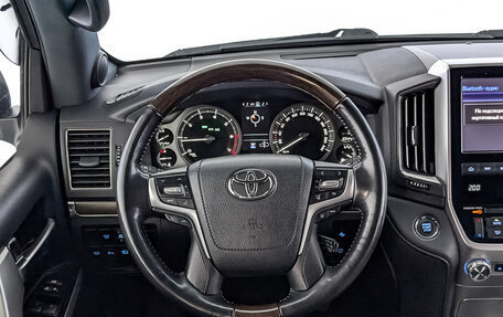 Toyota Land Cruiser 200, 2021 год, 9 150 000 рублей, 22 фотография
