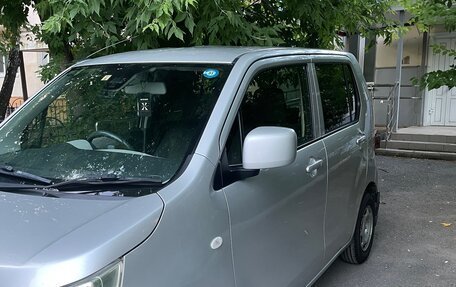 Suzuki Wagon R V, 2014 год, 900 000 рублей, 2 фотография