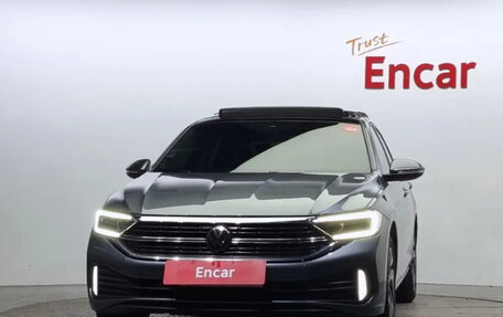 Volkswagen Jetta VII, 2022 год, 1 490 000 рублей, 2 фотография