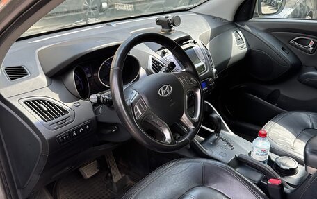 Hyundai ix35 I рестайлинг, 2010 год, 1 030 000 рублей, 11 фотография
