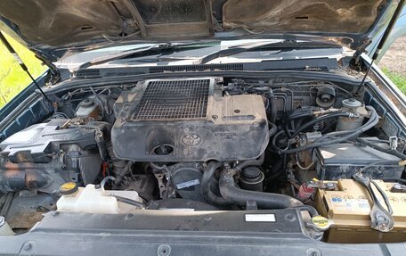 Toyota Hilux Surf IV, 2003 год, 1 350 000 рублей, 8 фотография