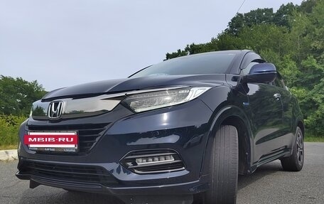 Honda Vezel, 2018 год, 1 900 000 рублей, 4 фотография