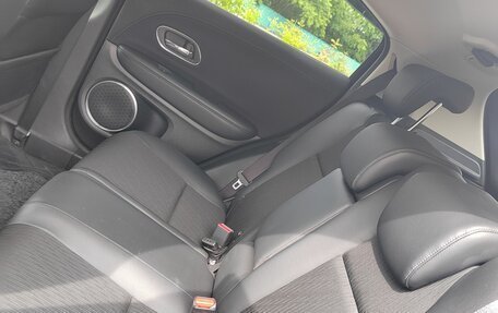 Honda Vezel, 2018 год, 1 900 000 рублей, 21 фотография