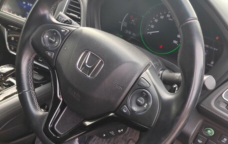 Honda Vezel, 2018 год, 1 900 000 рублей, 29 фотография