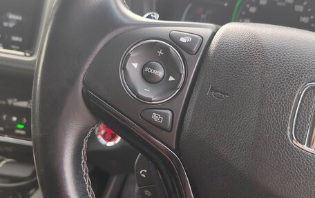 Honda Vezel, 2018 год, 1 900 000 рублей, 30 фотография