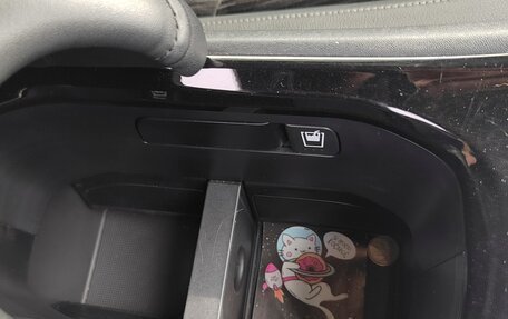 Honda Vezel, 2018 год, 1 900 000 рублей, 38 фотография